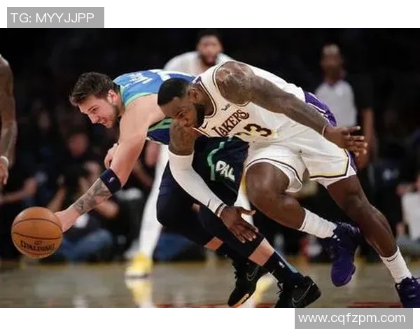 湖人对热火精彩对决回放10月12日比赛全程回顾与精彩瞬间分析